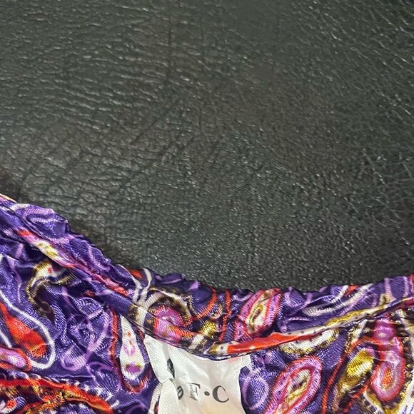 F. C Purple Scrunch Top‎ - Picture 6 of 7